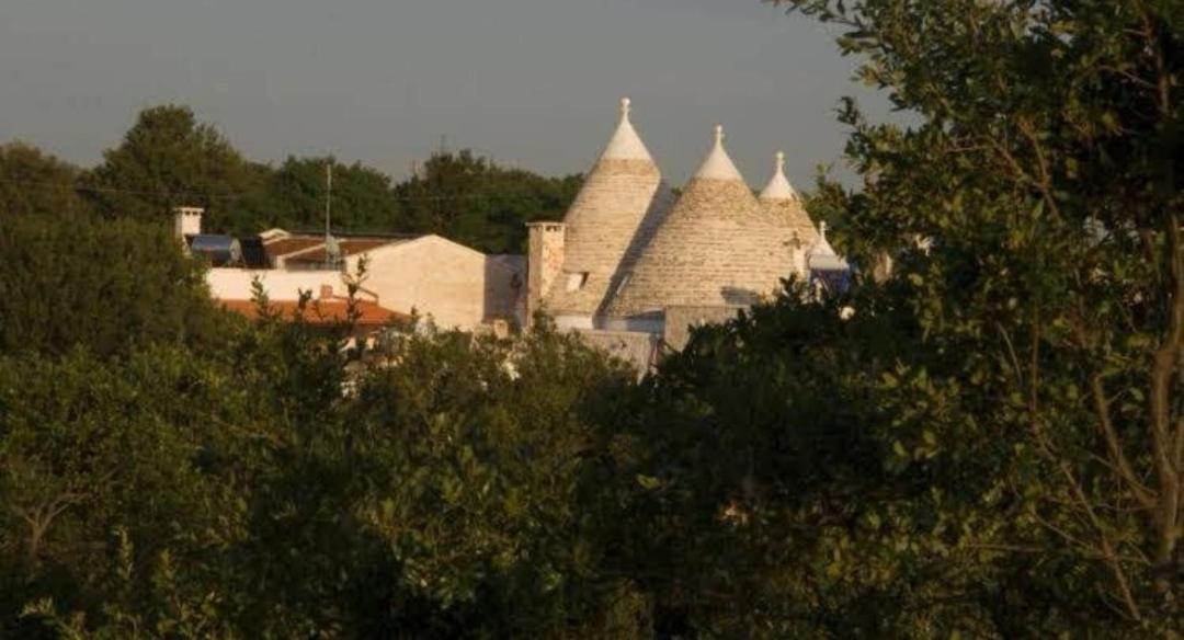 Trulli Allegretti * Noci