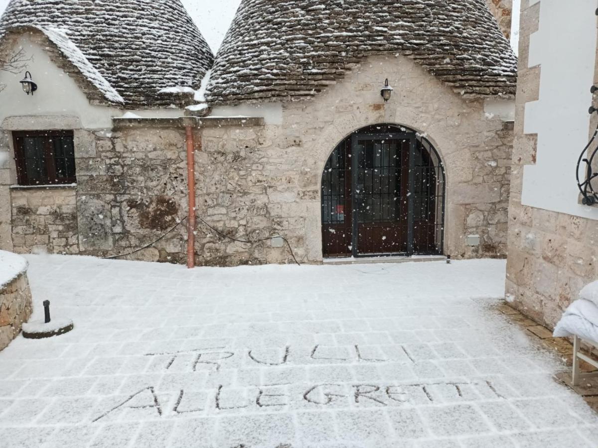 Trulli Allegretti Noci
