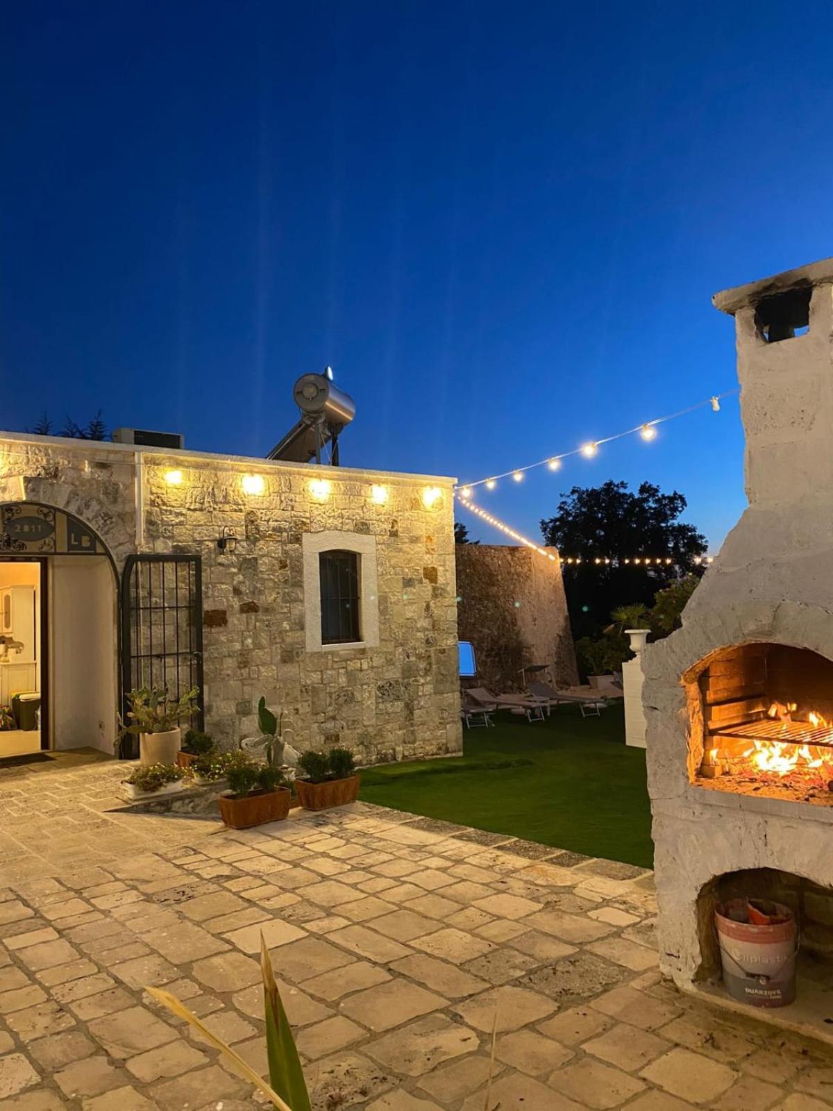 Trulli Allegretti * Noci